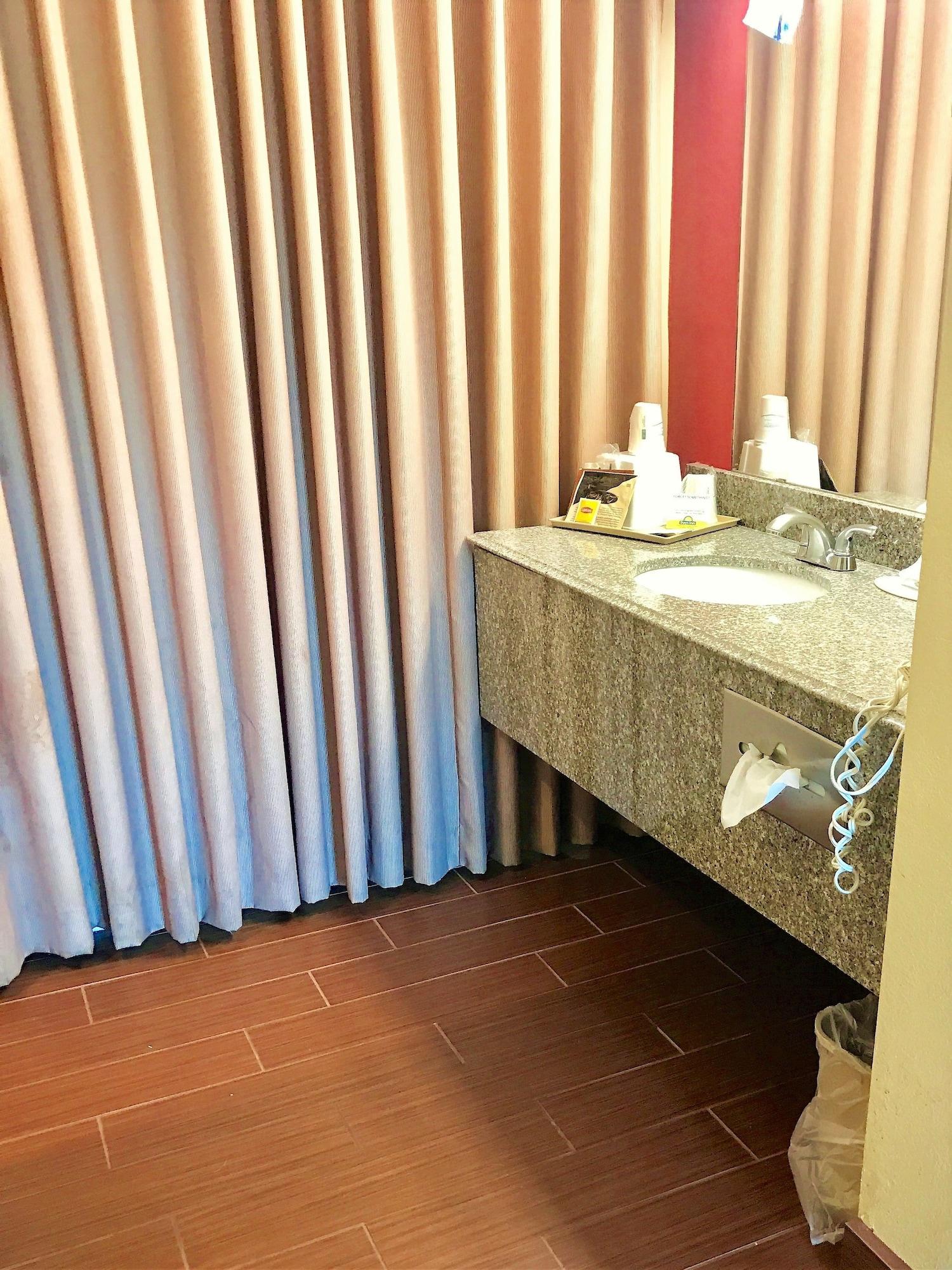 Days Inn By Wyndham East Albuquerque Buitenkant foto