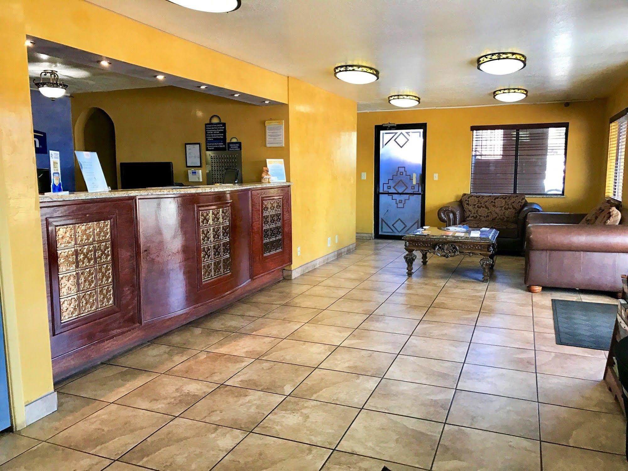 Days Inn By Wyndham East Albuquerque Buitenkant foto